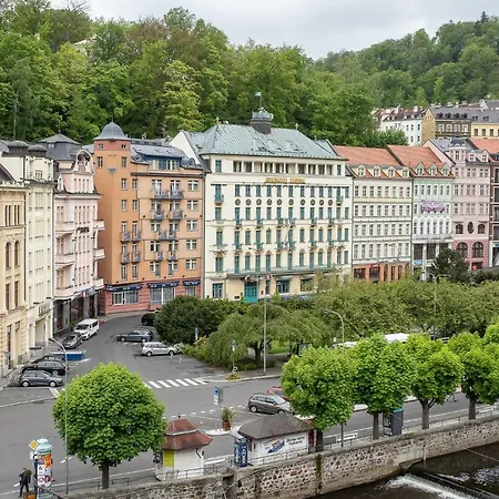 Aparthotel Goethe U Tri Moureninu 4*