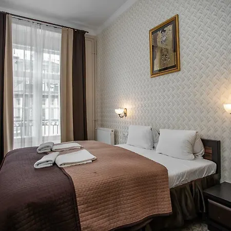 Goethe U Tri Moureninu Aparthotel