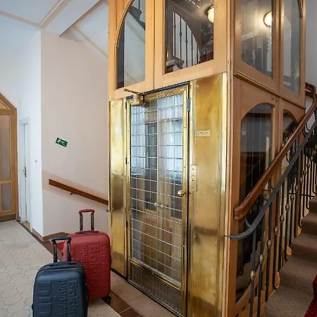 Apartmanhotel Goethe U Tri Moureninu