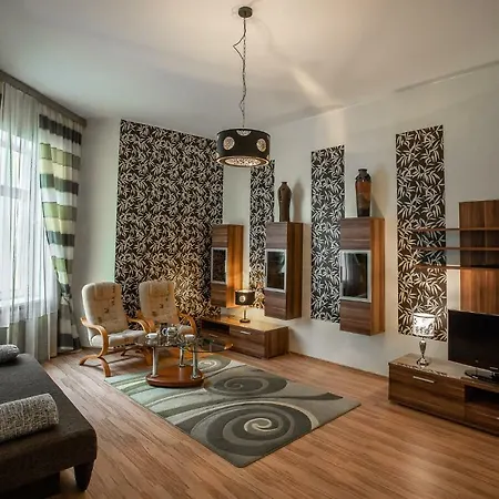 Aparthotel Goethe U Tri Moureninu 4*